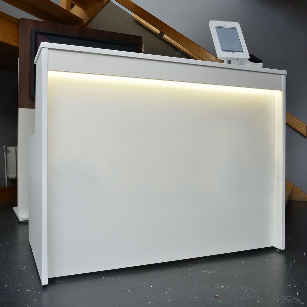 Picture of Welcome reception unit LED light strip with remote control